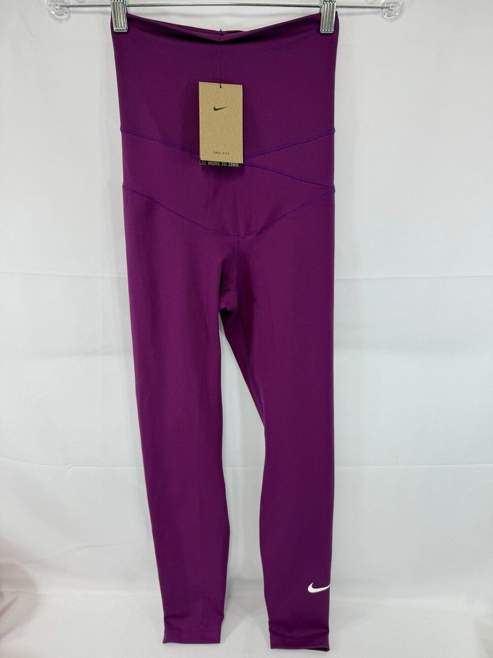Nike Athletic Leggings Women’s Size XS Short NWT Purple Highwaist